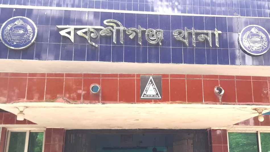 বকশীগঞ্জে নিজ ঘরে যুবকের ঝুলন্ত মরদেহ উদ্ধার