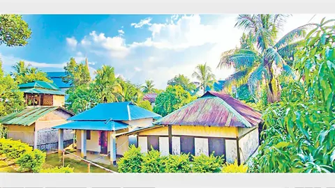 প্রথম কমিউনিটি বেইজড ট্যুরিজম মুনলাইপাড়া