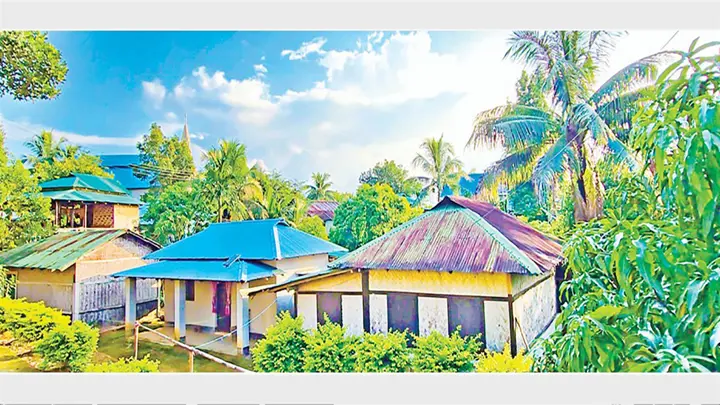 প্রথম কমিউনিটি বেইজড ট্যুরিজম মুনলাইপাড়া