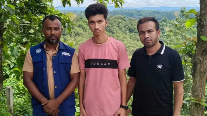 চাঁদপুরের নিখোঁজ স্কুলছাত্র বান্দরবানের পাহাড়ে উদ্ধার
