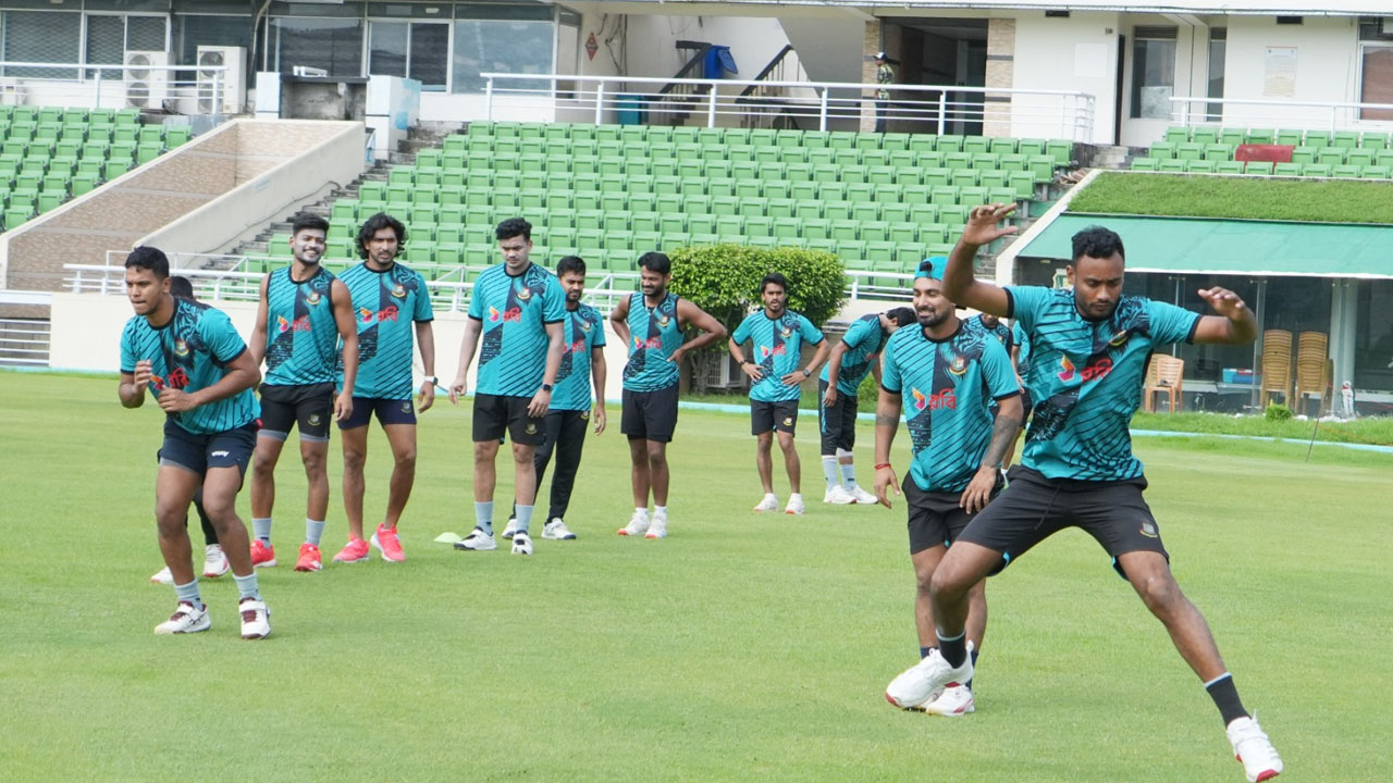 ক্রিকেটারদের আরও অ্যাথলেটিক বানাতে চান কেলি