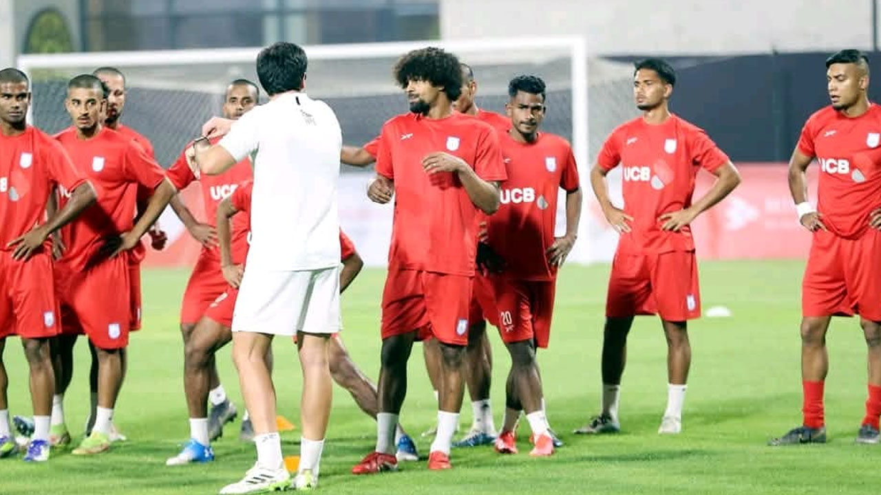 হামজাকে জয় উপহার দিতে চায় সতীর্থরা
