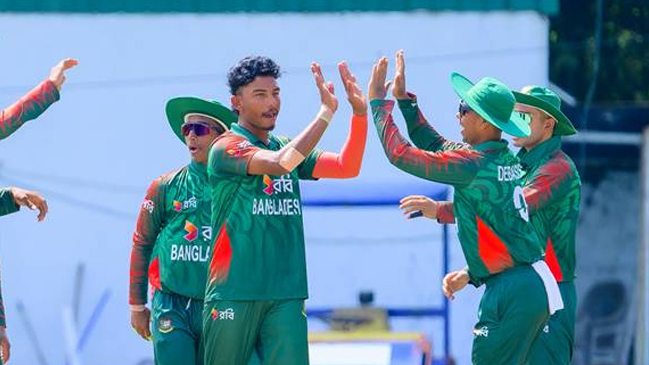 হেরে অপেক্ষা বাড়ল যুবাদের