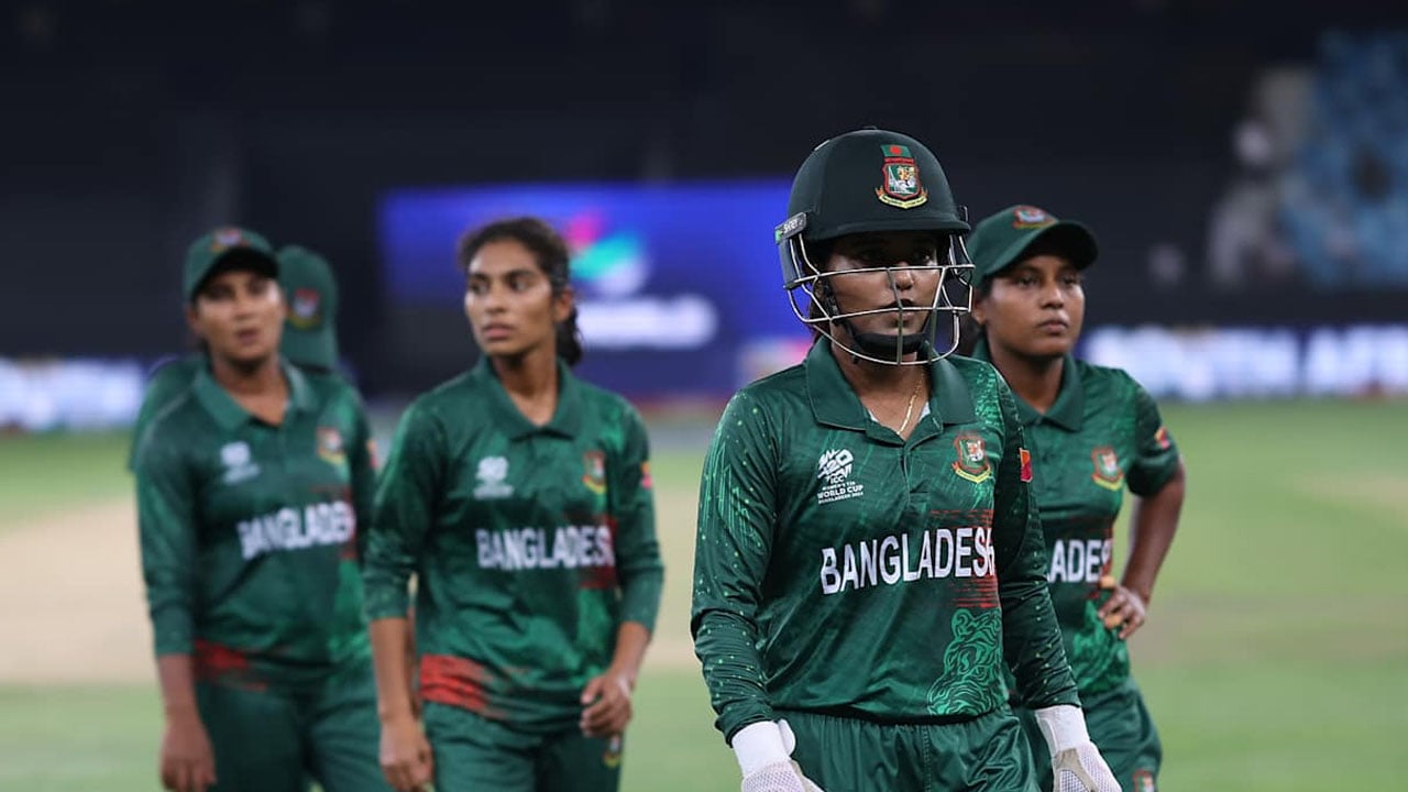 একধাপ পিছিয়ে গেল বাংলাদেশ