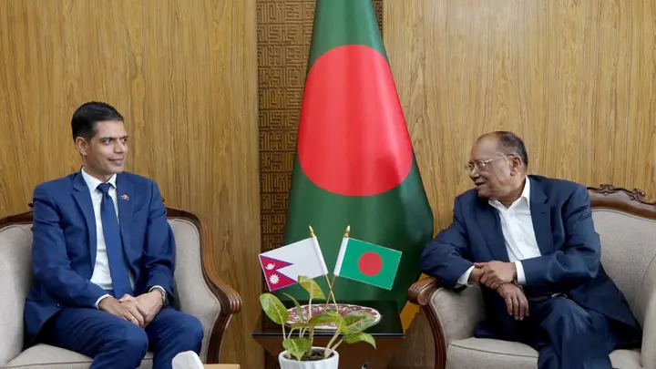 জলবায়ু ঝুঁকি মোকাবিলায় বাংলাদেশ-নেপাল যৌথ উদ্যোগের ওপর গুরুত্ব