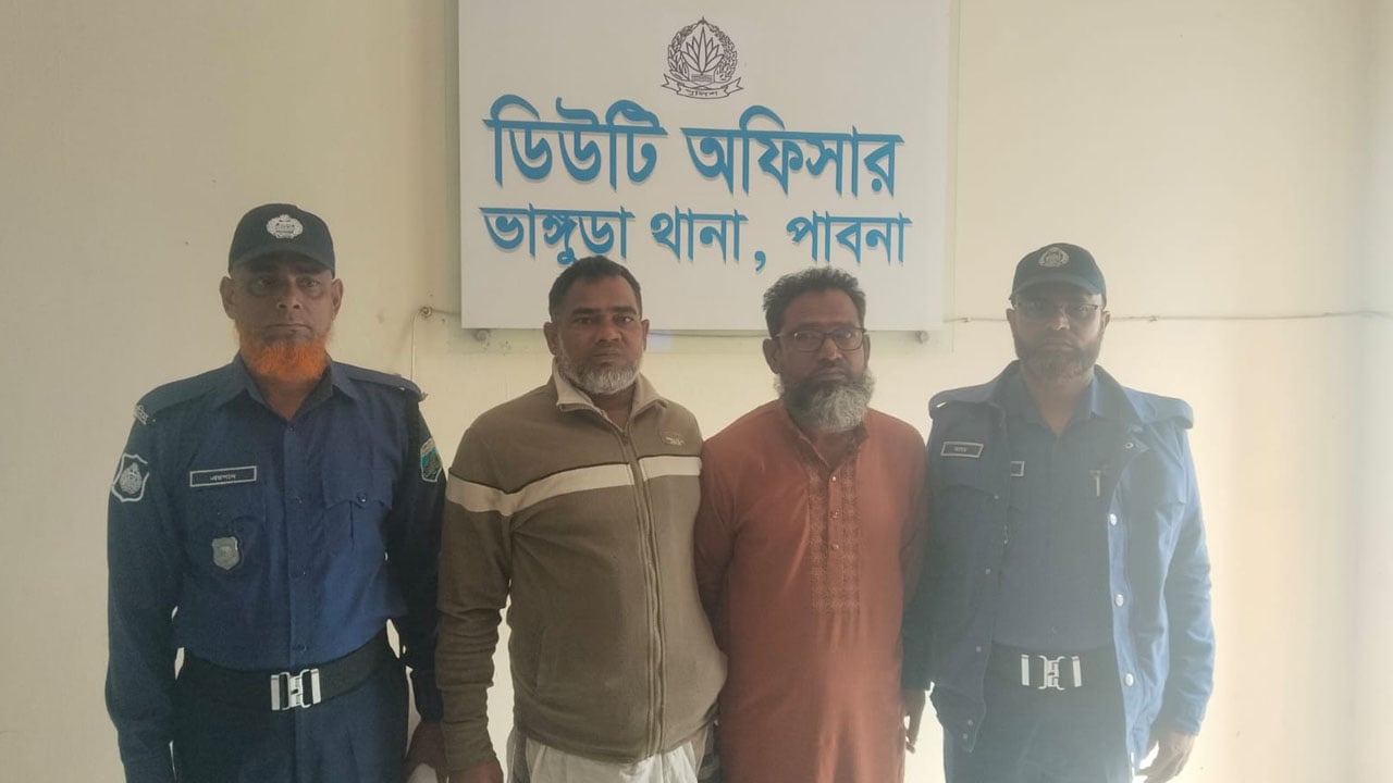 ভাঙ্গুড়ায় দোকান ঘর নির্মাণে চাঁদা দাবি, দুই সহোদর গ্রেপ্তার