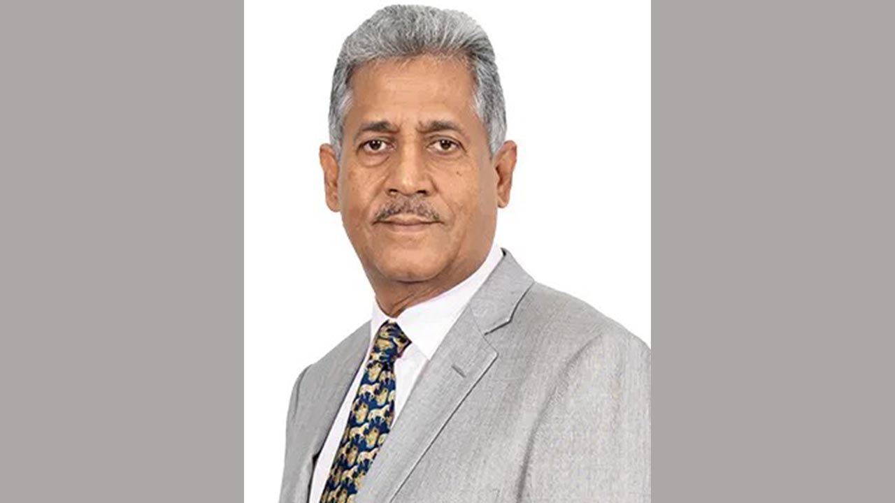 ইস্টার্ন ব্যাংকের চেয়ারম্যান ও তার পরিবারের ব্যাংক হিসাব জব্দ