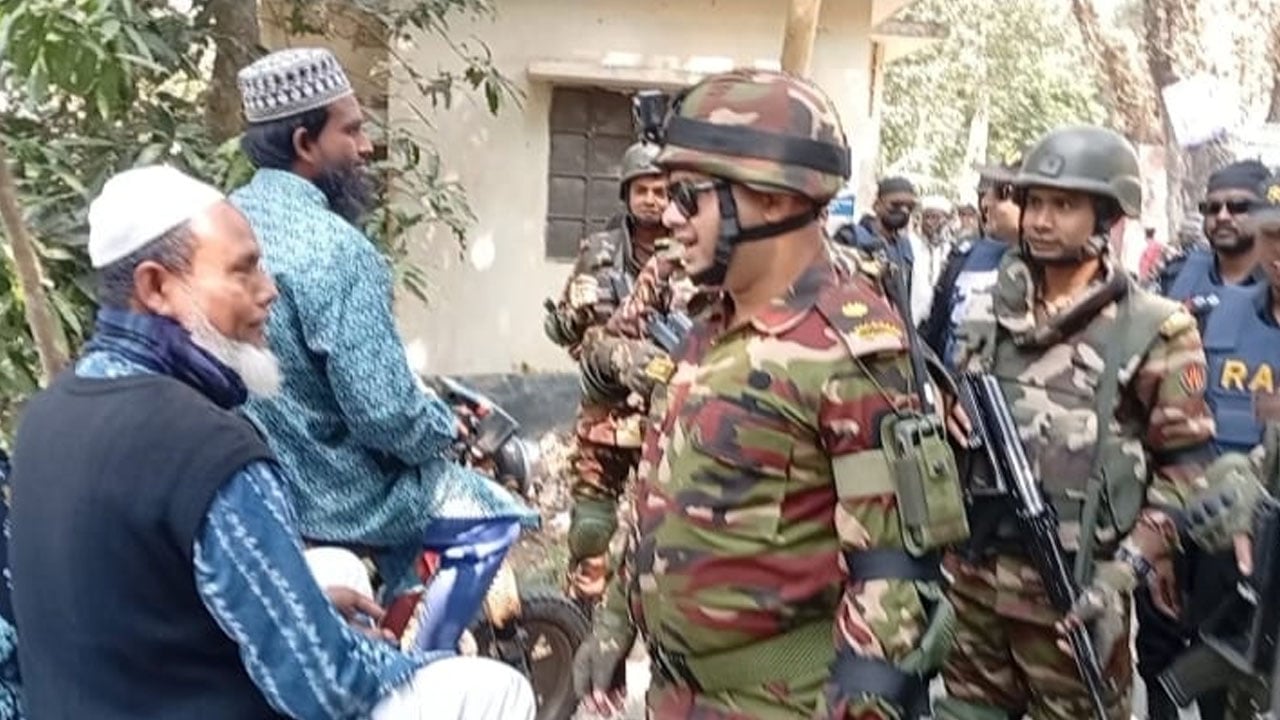 ‘আজ আপনাদের ঈদ’ ভোটারদের উদ্দেশে মেজর কাজী জাহিদ