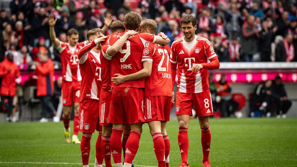 বুন্দেসলিগায় বায়ার্নের গোল উৎসব, লিগ ওয়ানে পিএসজির দাপট