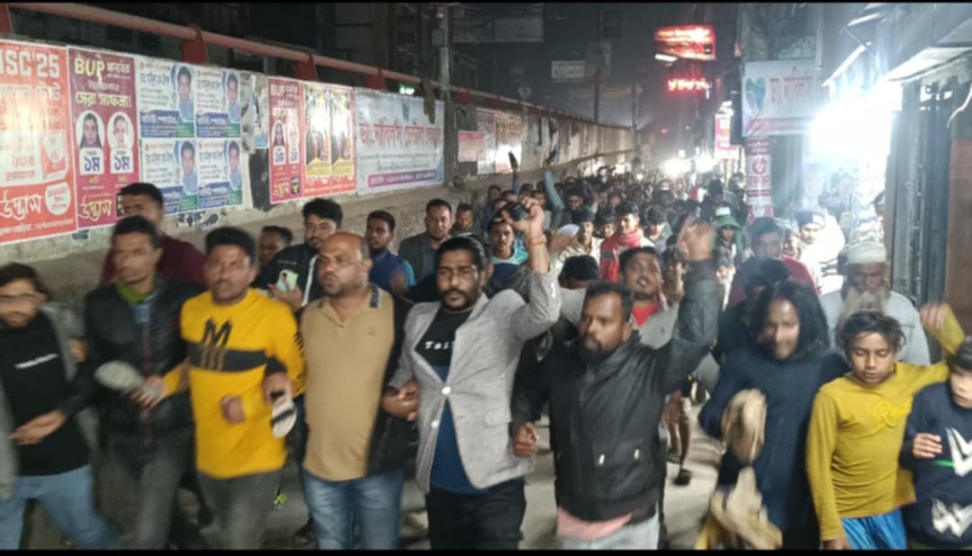 ব্রাহ্মণবাড়িয়ায় জেলা বিএনপির সম্মেলন ঠেকাতে জুতা মিছিল