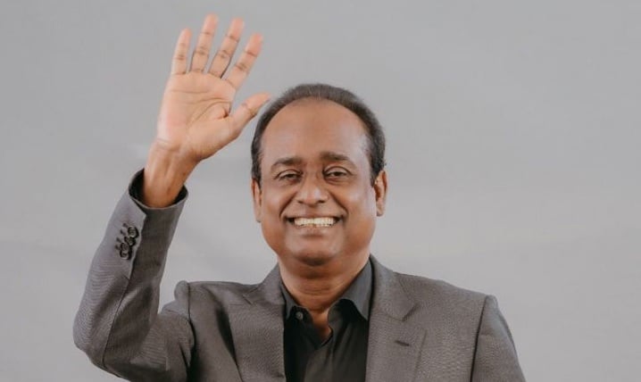 বাগেরহাট–৩ আসন থেকে এম এইচ সেলিমের মনোনয়ন সংগ্রহ