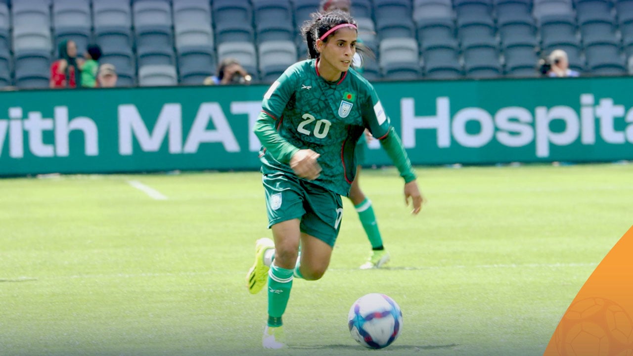 দুই গোলে পিছিয়ে বিরতিতে বাংলাদেশ