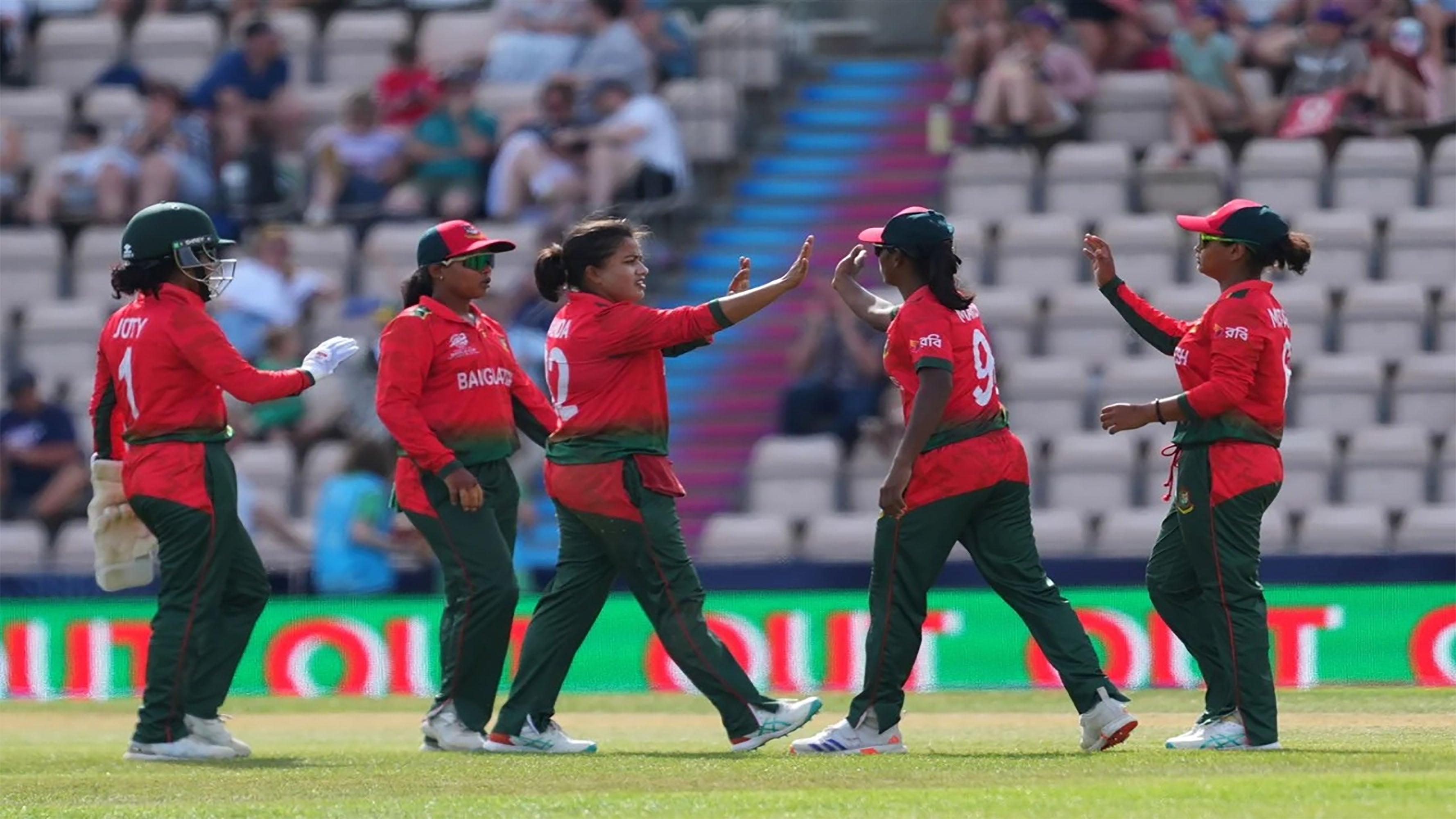 বাংলাদেশের গ্রুপে চ্যাম্পিয়ন শ্রীলঙ্কা
