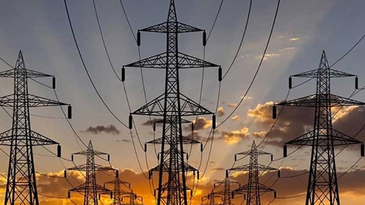 বিদ্যুতের চাহিদা ঊর্ধ্বমুখী, বাড়ানো যাচ্ছে না উৎপাদন