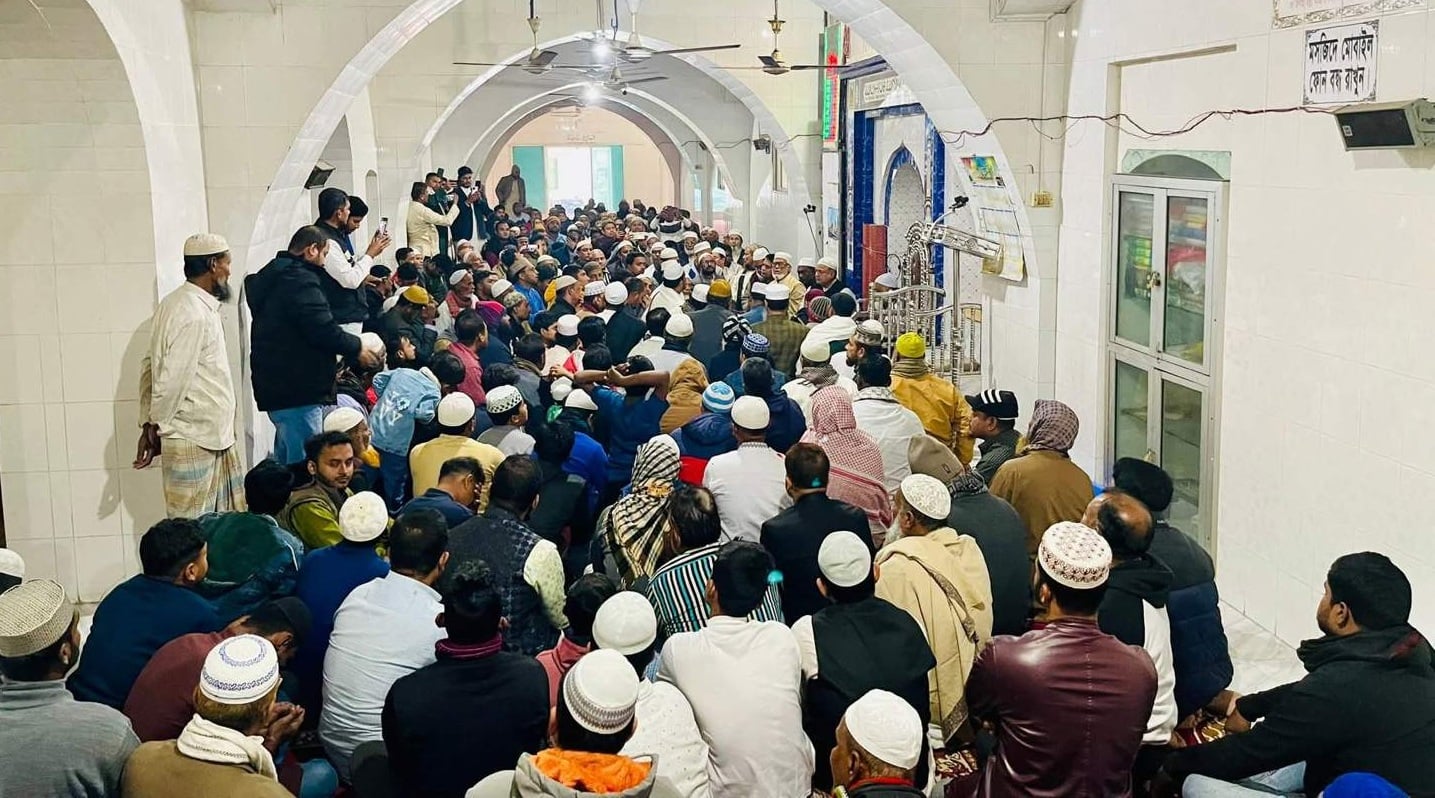 খালেদা জিয়ার রুহের মাগফিরাত কামনায় সারা দেশে দোয়া