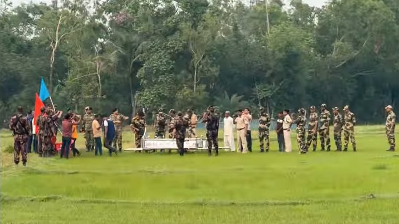 ১৮ ঘণ্টা পর দুই বাংলাদেশির লাশ ফেরত দিল বিএসএফ