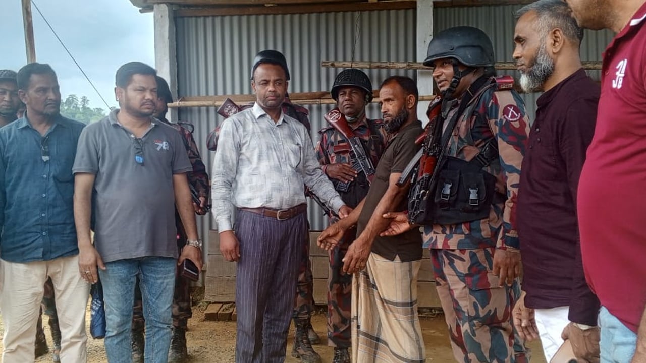 মিয়ানমার সীমান্তে অপহৃত বাংলাদেশি নাগরিক দুলালকে উদ্ধার