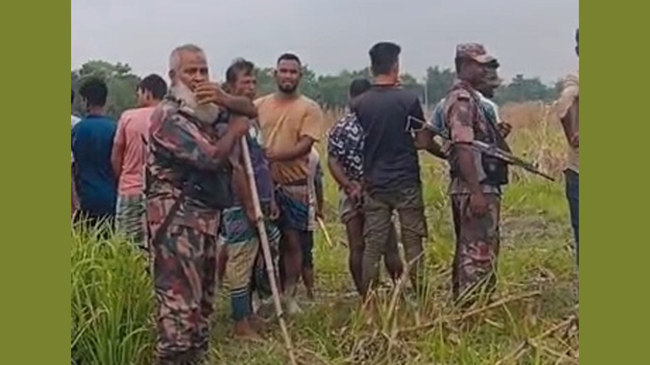 পাটগ্রাম সীমান্তে ফের পুশইনের চেষ্টা ব্যর্থ করল বিজিবি