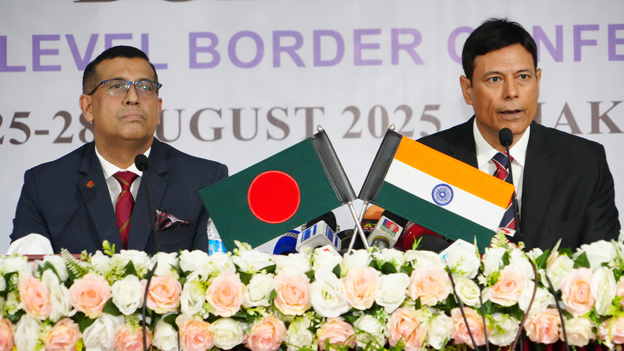 পুশইন-সীমান্ত হত্যা নিয়ে অসত্য তথ্য বিএসএফ মহাপরিচালকের
