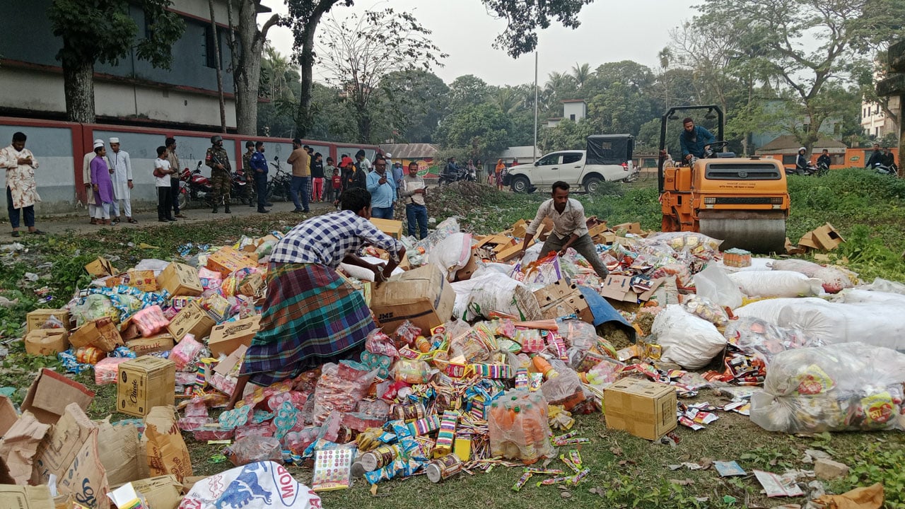 বোয়ালমারীতে ১৫ লাখ টাকার ভেজাল খাদ্য জব্দ