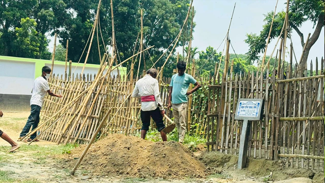 ভেড়ামারায় কবর থেকে গৃহবধূর লাশ উত্তোলন