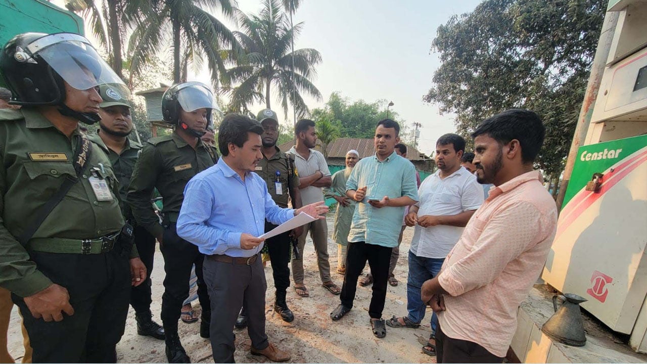 তেল কম দেয়ায় পেট্রোল পাম্পকে ৫০ হাজার টাকা জরিমানা