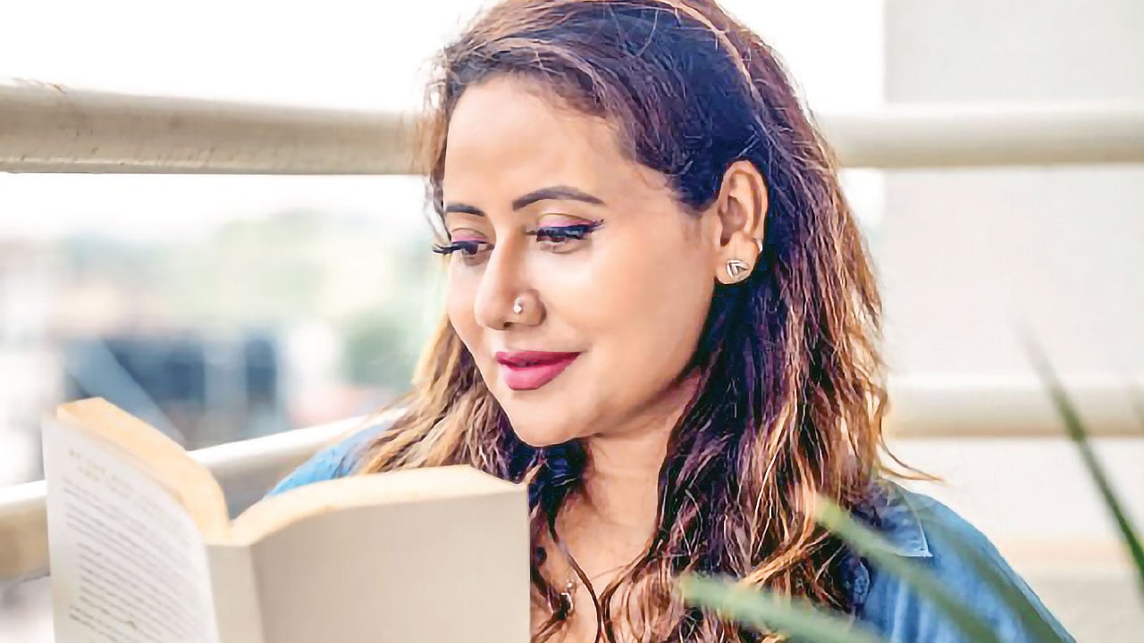 কর্মজীবনেও থাকুক বই পড়ার অভ্যাস