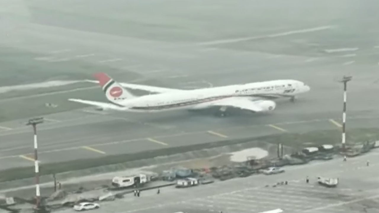 ঢাকায় পা রাখলেন তারেক রহমান