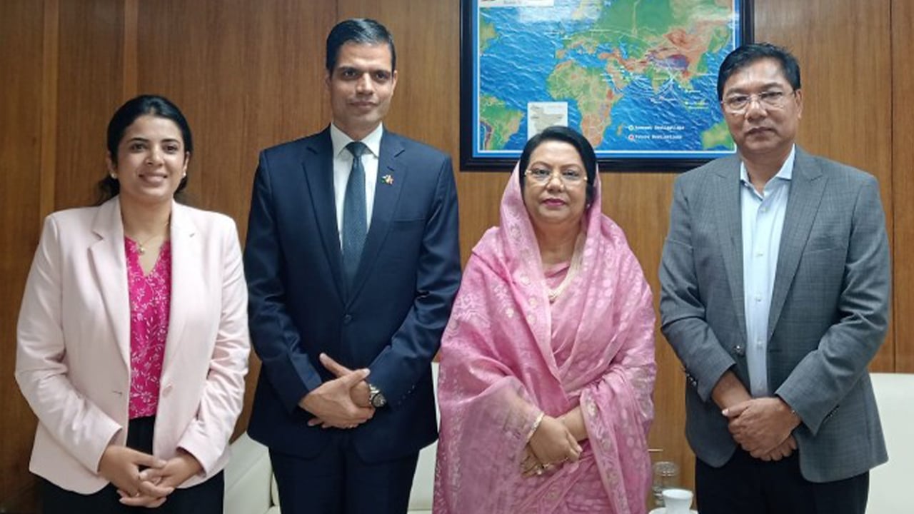 কাঠমুন্ডু রুটের ভাড়া নিয়ে বিমানমন্ত্রীর সঙ্গে নেপালের রাষ্ট্রদূতের আলোচনা