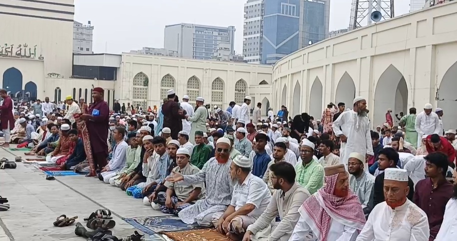 বিমান দুর্ঘটনায় নিহতদের স্মরণে দেশজুড়ে বিশেষ দোয়া