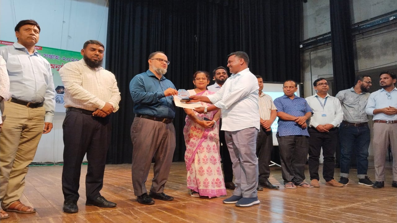 বিজ্ঞান মেলা ও অলিম্পিয়াডে জেলায় প্রথম মাস্টারবাড়ি ট্রেনিং ইনস্টিটিউট