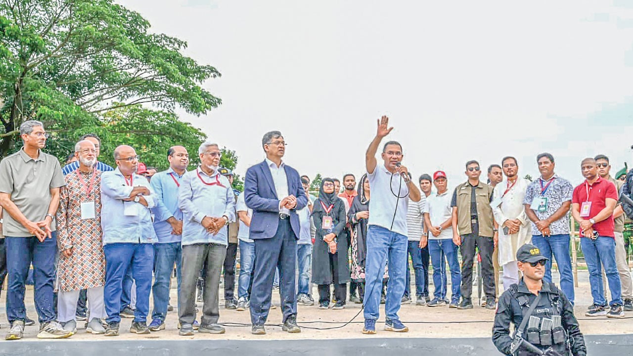 বাজেট ঘোষণার পর একটি পণ্যেরও দাম বাড়েনি