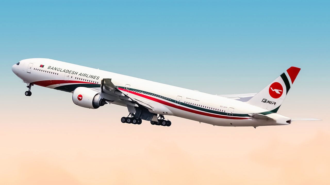 ঢাকা থেকে মধ্যপ্রাচ্যগামী ৫৪ ফ্লাইট বাতিল, অনিশ্চয়তায় যাত্রীরা