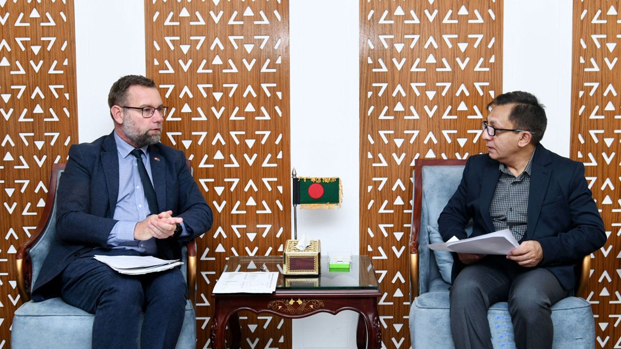 বাণিজ্যমন্ত্রীর সঙ্গে ডেনমার্কের রাষ্ট্রদূতের বৈঠক