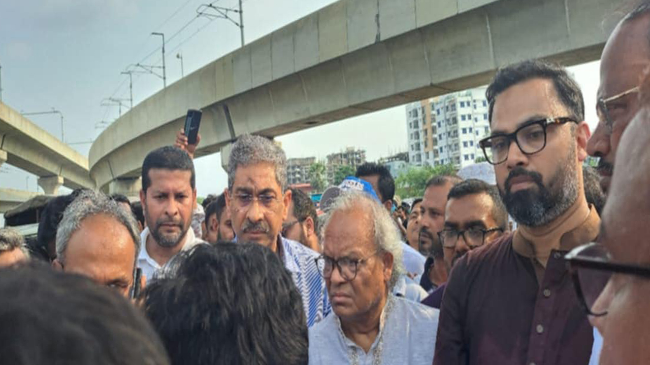 দুর্ঘটনাস্থল পরিদর্শনে বিএনপির প্রতিনিধি দল