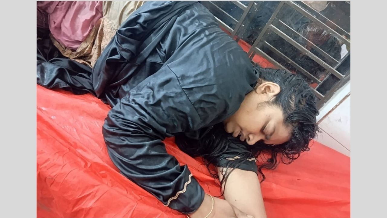 আত্মহত্যার চেষ্টায় মেয়ের মৃত্যু, মা জীবিত