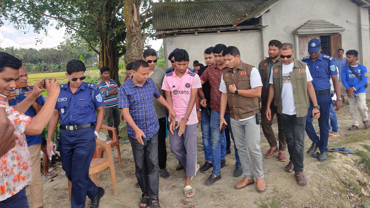 ১০ হাজার টাকার জন্য বন্ধুকে হত্যা
