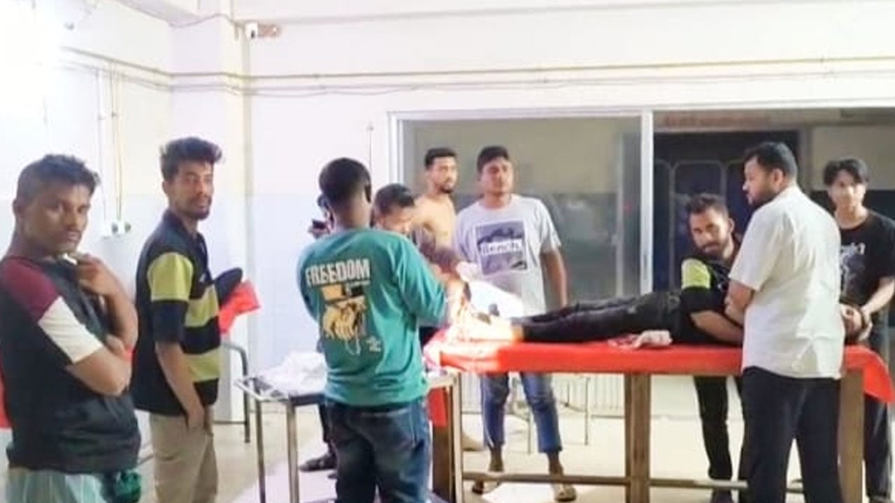 ওরসে প্রভাব বিস্তারকে কেন্দ্র করে দু্ই গ্রামবাসীর সংঘর্ষে আহত অর্ধশত