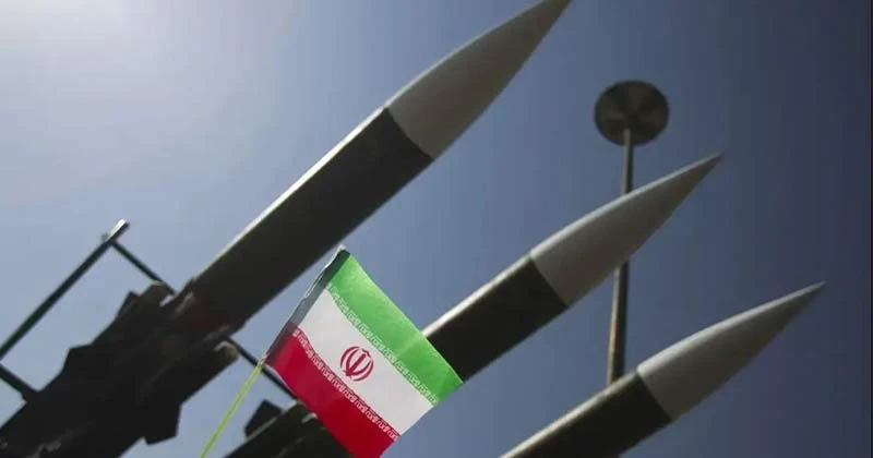 ইরানের ১৫ ব্যালিস্টিক ক্ষেপণাস্ত্র ও ১১ ড্রোন ভূপাতিতের দাবি আমিরাতের