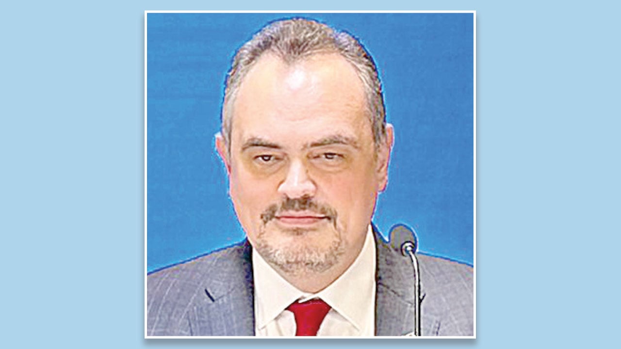 ভোটে যারাই নির্বাচিত হবে তাদের সঙ্গেই কাজ করব