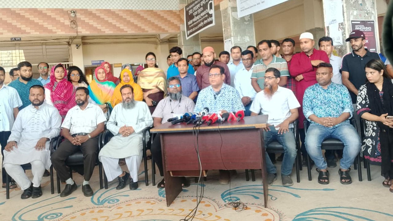 বরিশাল বিশ্ববিদ্যালয়ে উপাচার্যের বিরুদ্ধে অসহযোগ আন্দোলনের ঘোষণা