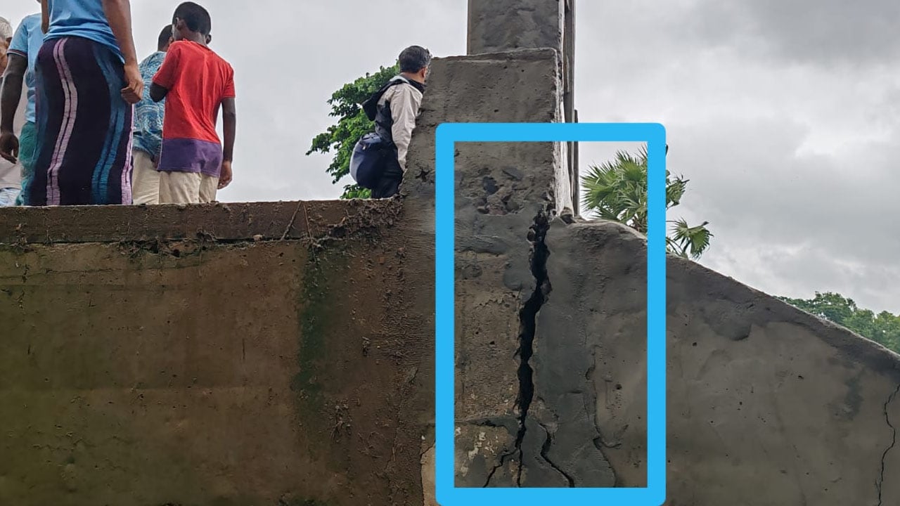 উদ্বোধনের আগেই ফাটল ৭০ লাখ টাকার ব্রিজে