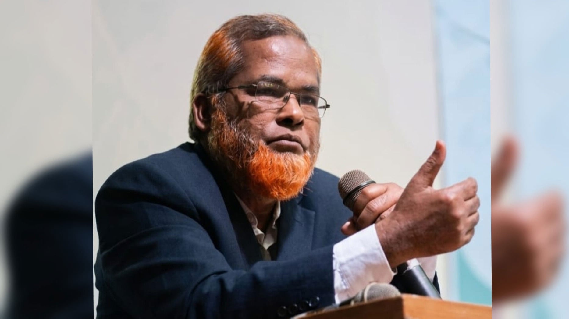 অডিও ভাইরাল হওয়ার পর চবি হল প্রভোস্টের পদত্যাগ