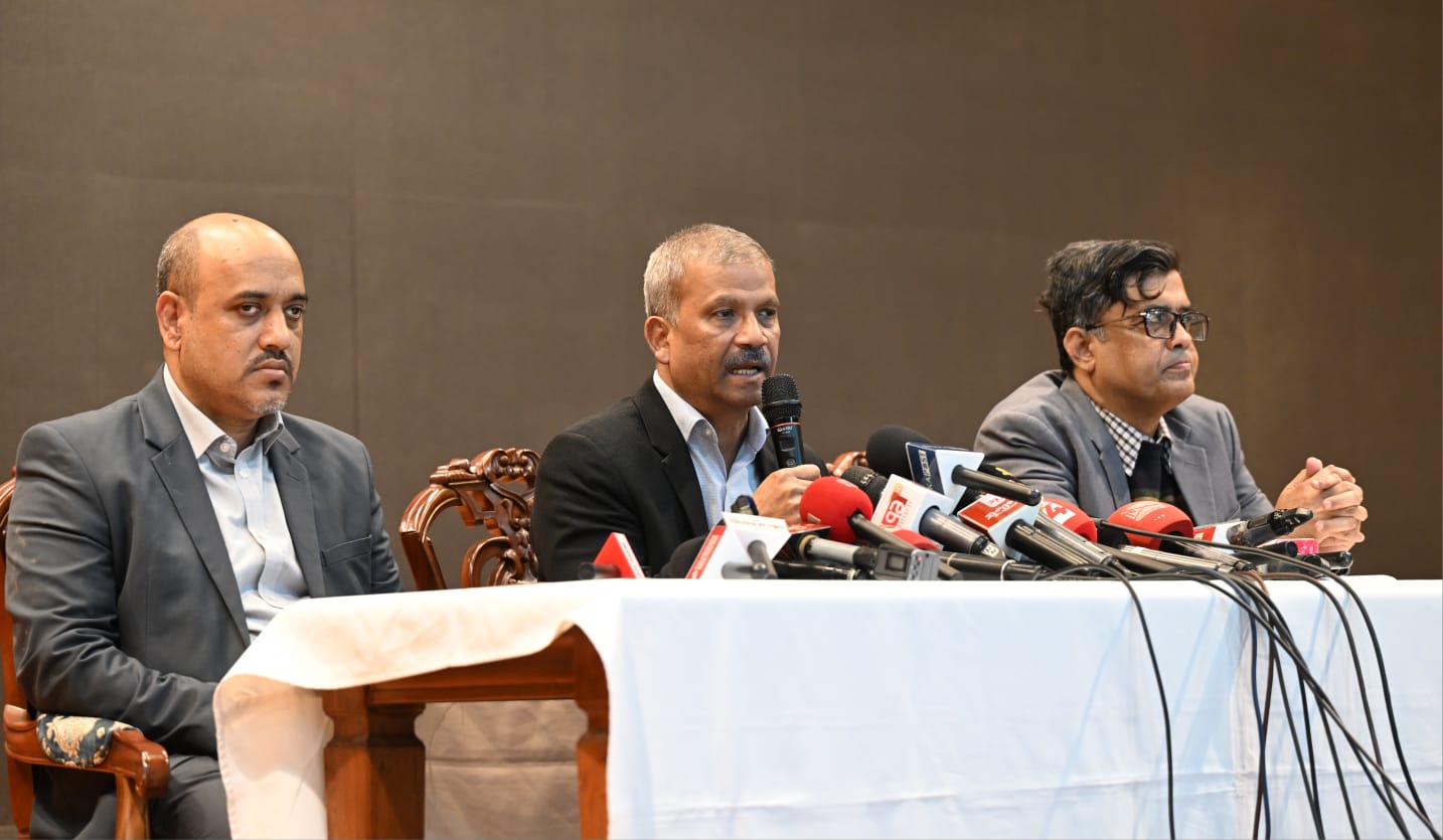 নতুন মামলা করা যাবে না, আগের মামলা প্রত্যাহার হবে: আসিফ নজরুল