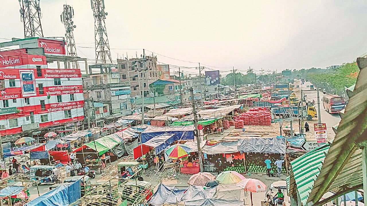 চাঁদাবাজিতে একাকার বিএনপি, আ.লীগ ও জামায়াত নেতাকর্মীরা