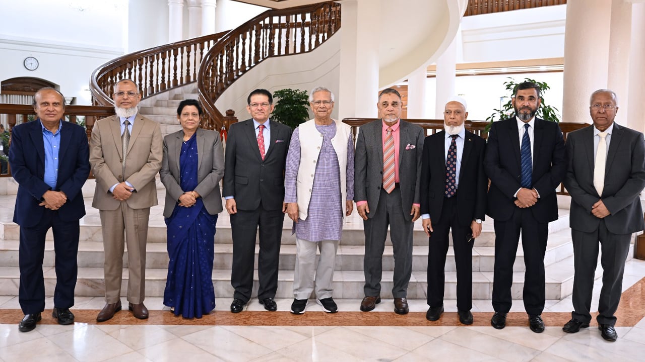 নির্বাচন ও গণভোটের প্রস্তুতি সম্পর্কে জানালেন সিইসি