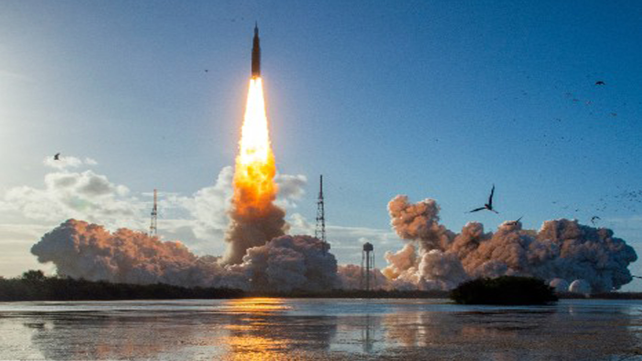 চাঁদের পথে এগিয়ে যাচ্ছে ‘আর্টেমিস-২’