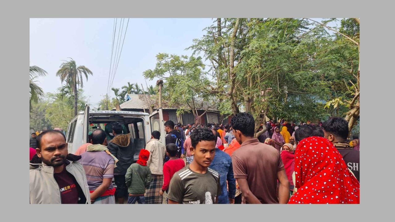 গুরুদাসপুরে সড়ক দুর্ঘটনায় নিহত ২, আহত ৫