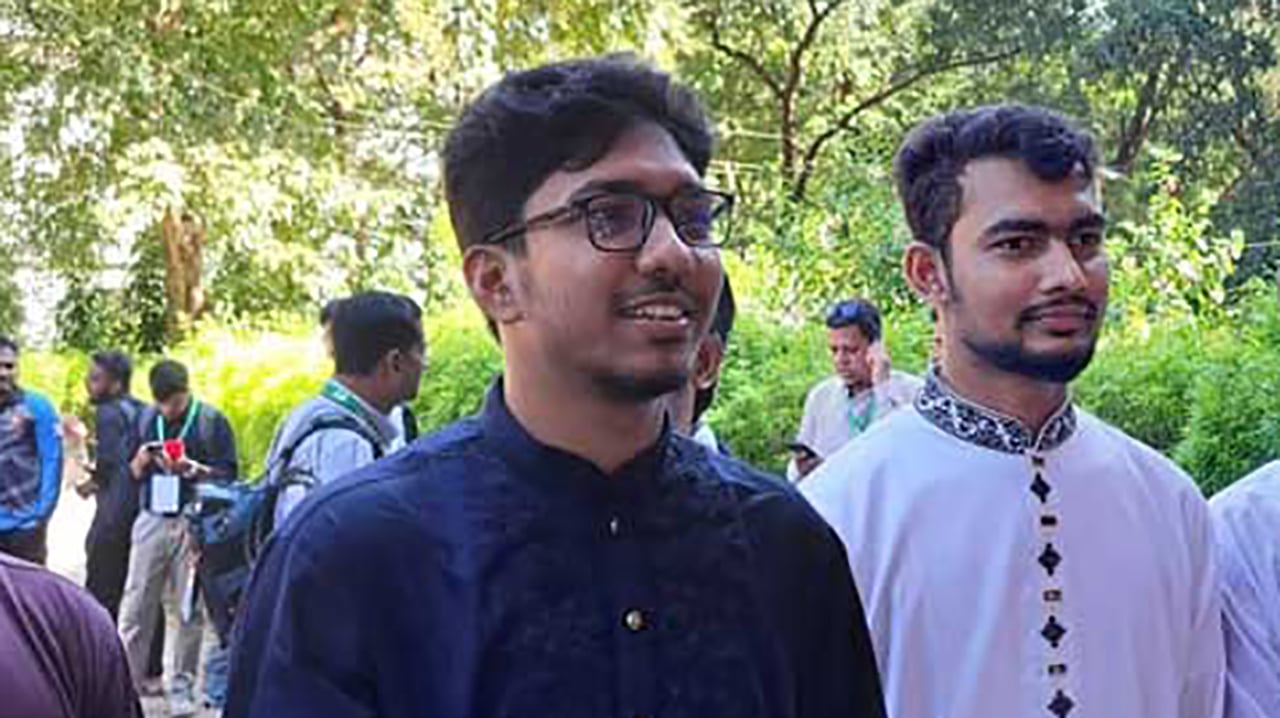 ছাত্রীদের জন্য নিরাপদ ক্যাম্পাস গড়তে চান শিবিরের জিএস প্রার্থী