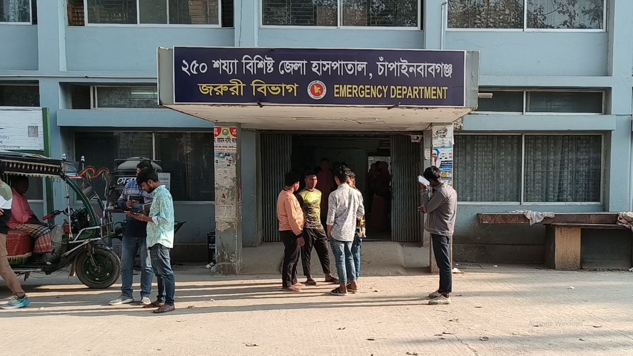 দুই মোটরসাইকেলের মুখোমুখি সংঘর্ষে নিহত যুবক